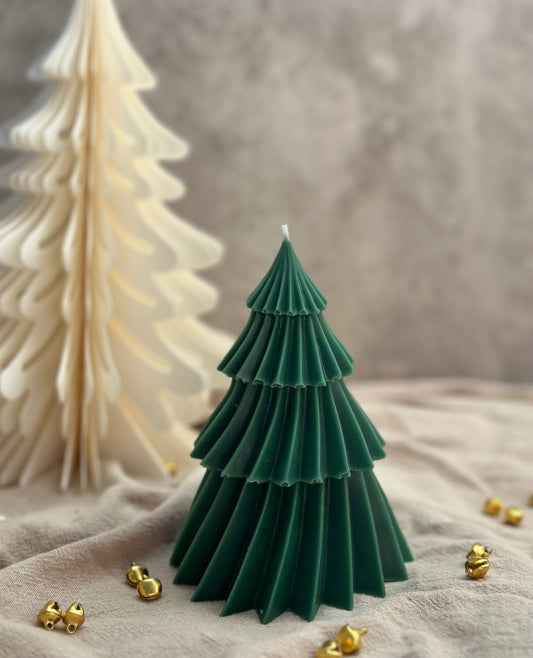 Evergreen Pleat Tree Candle : Hunter Green