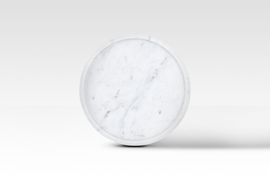 Aurelia Cake Stand In Black By Belle Aura Close Up Of Marble Top With Elegant Texture