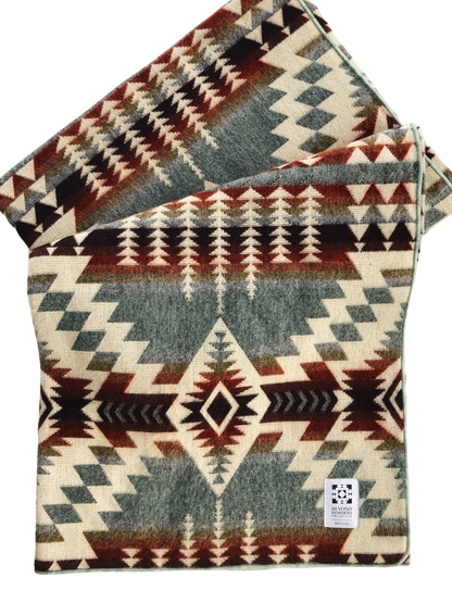 Close-up of Secoya Blanket pattern by belle aura