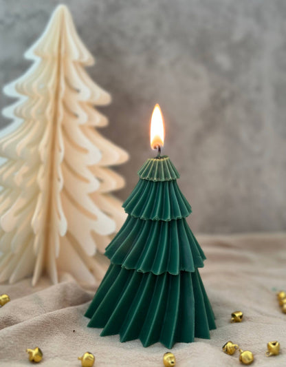 Evergreen Pleat Tree Candle: Ivory