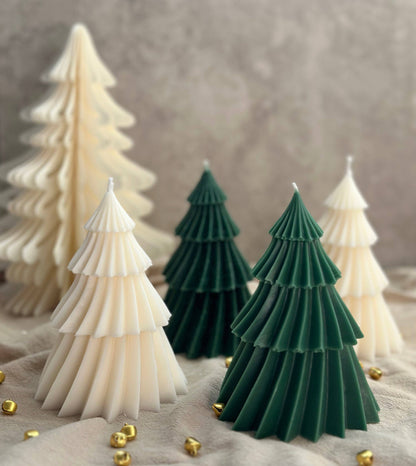 Evergreen Pleat Tree Candle : Hunter Green