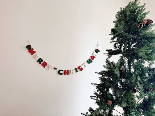 Felted Merry Christmas Garland