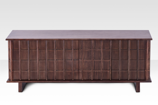 High-definition front view of the Quattro Sideboard highlighting the precise wood-paneled doors and minimalist plinth base.